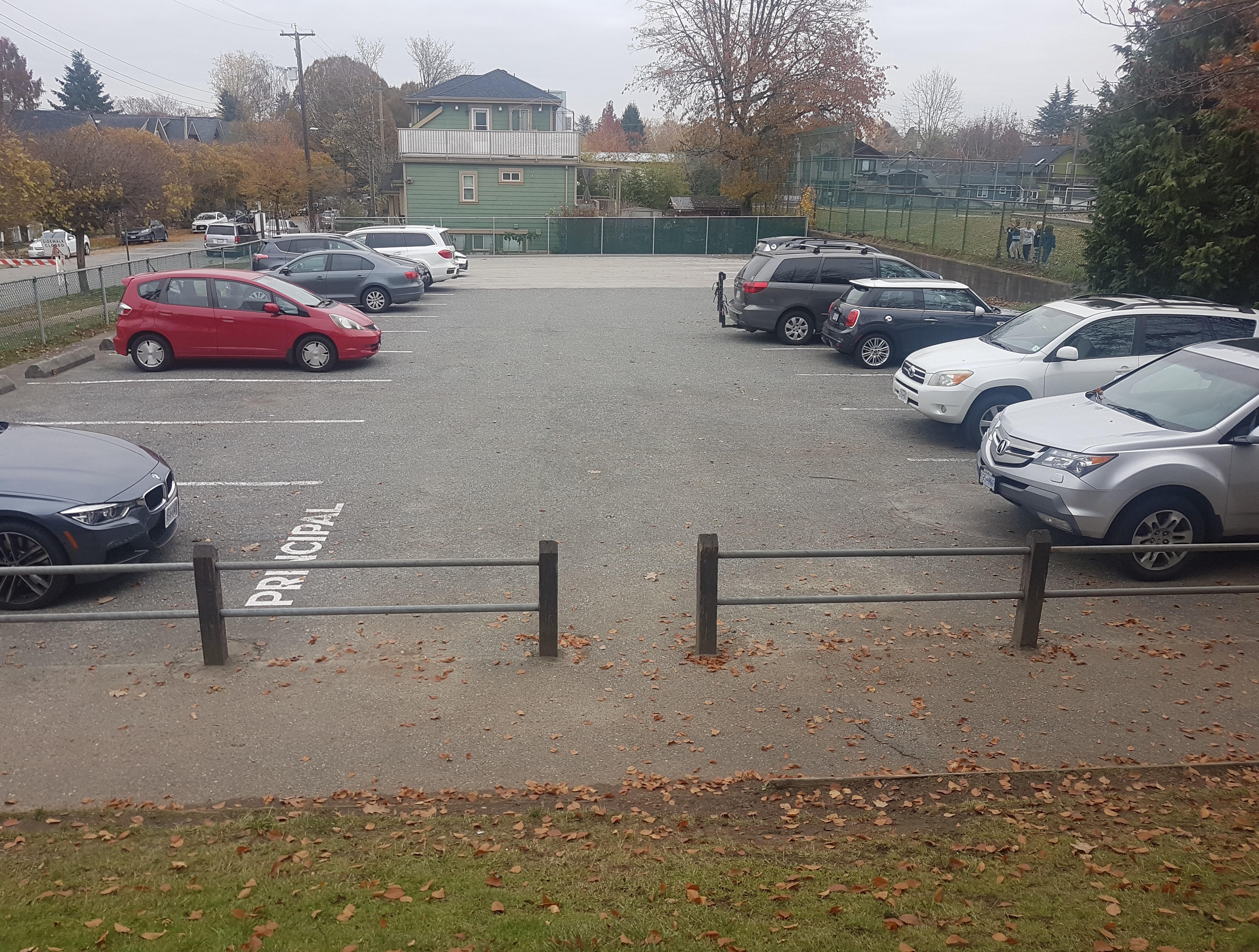 EasyPark - Lot 122 - Photo - November 5, 2019